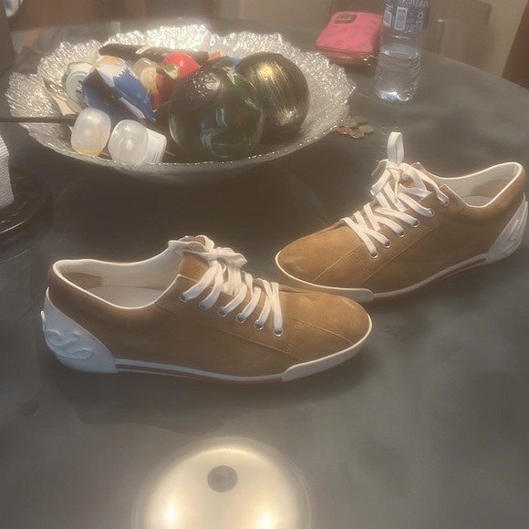 Gucci - Picture 2 of 4